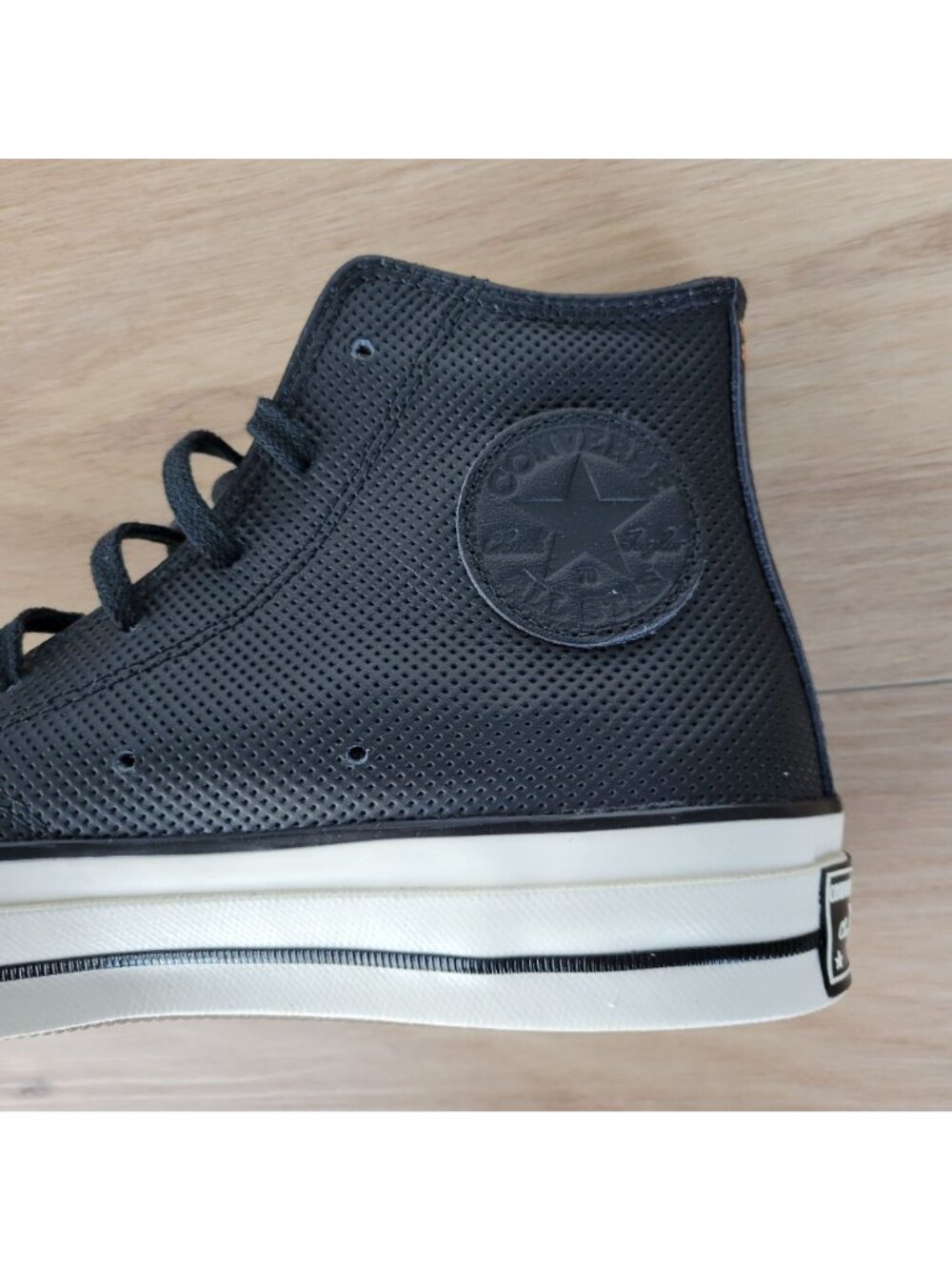 ⭐Converse Chuck 70 Hi Sz 8 Women's Shoes Leather Premium Sneakers Black A08637C⭐ - Picture 11 of 13